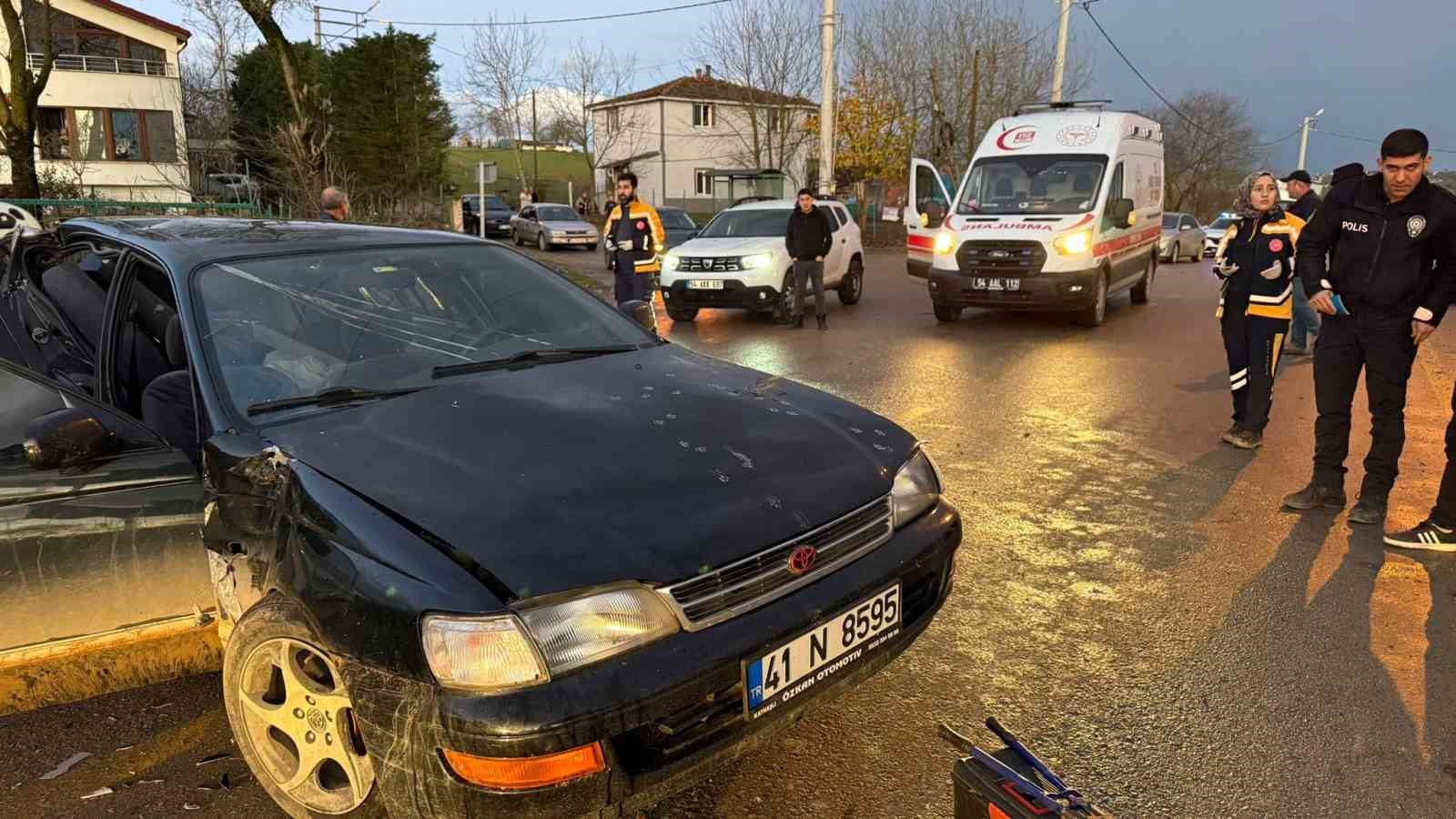 kopege carpmamak icin direksiyon kirdi duvara carparak durabildi 4 gRzsv79C