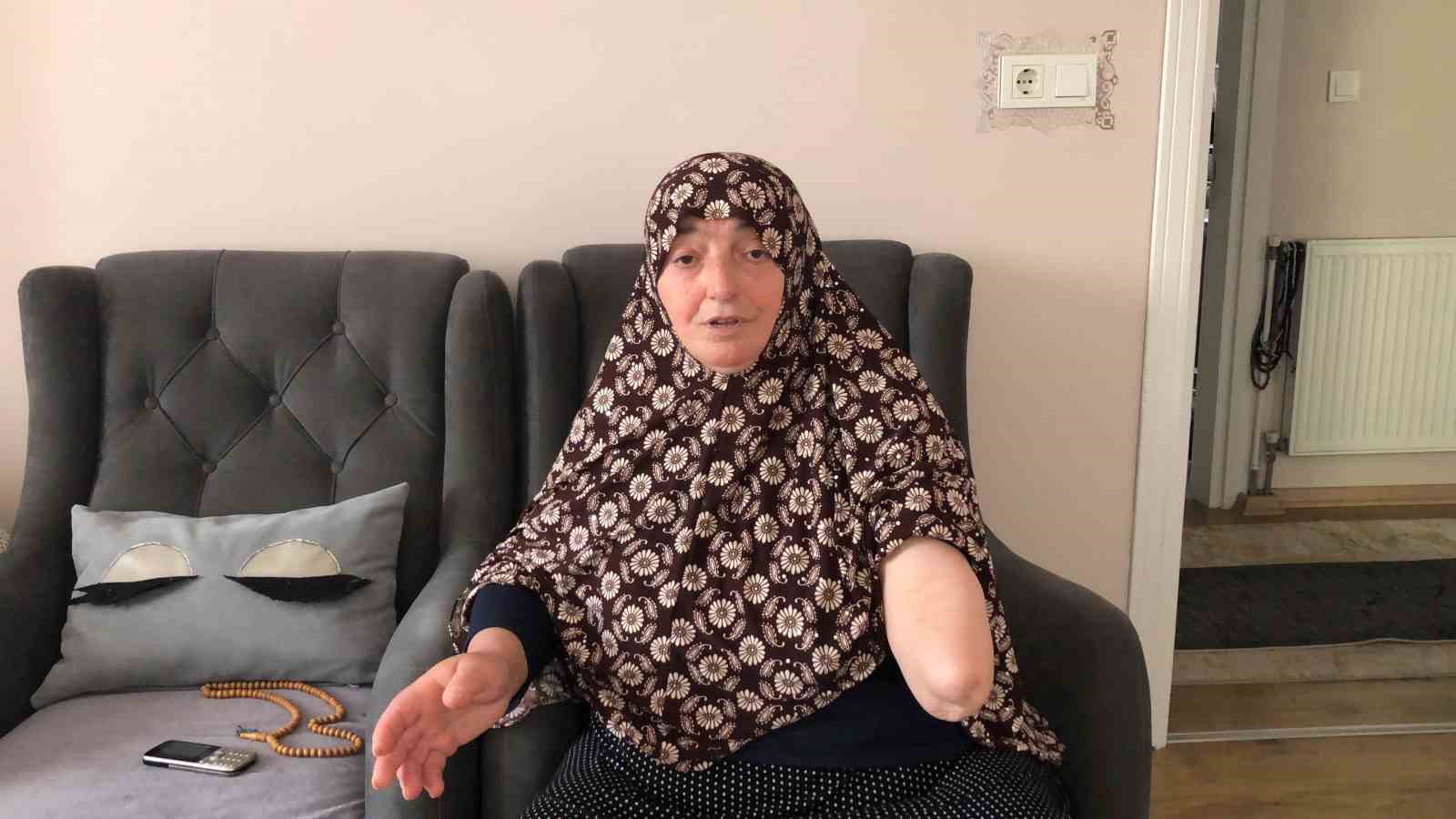 kopekler kolunu parcaladi gozleri acik gitti 0 dyENDthK