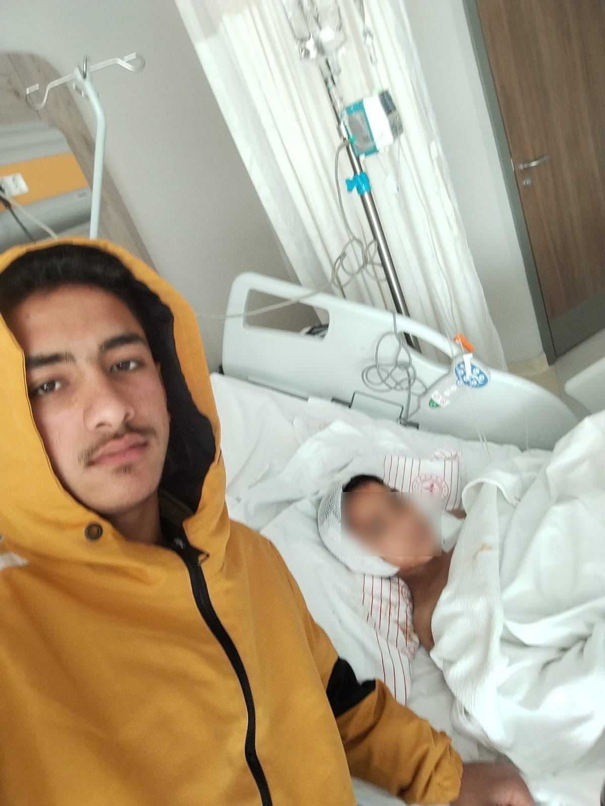 kopeklerin saldirisina ugrayan cocugu kurtaran komsu 10 saniye daha gec kalsaydim cocugun anca parcalarini Urd9uYCJ