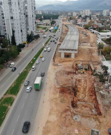koprulu-kavsak-insaatini-durduran-pide-firini-mahkeme-karariyla-yikildi-HjPmK47T.jpg