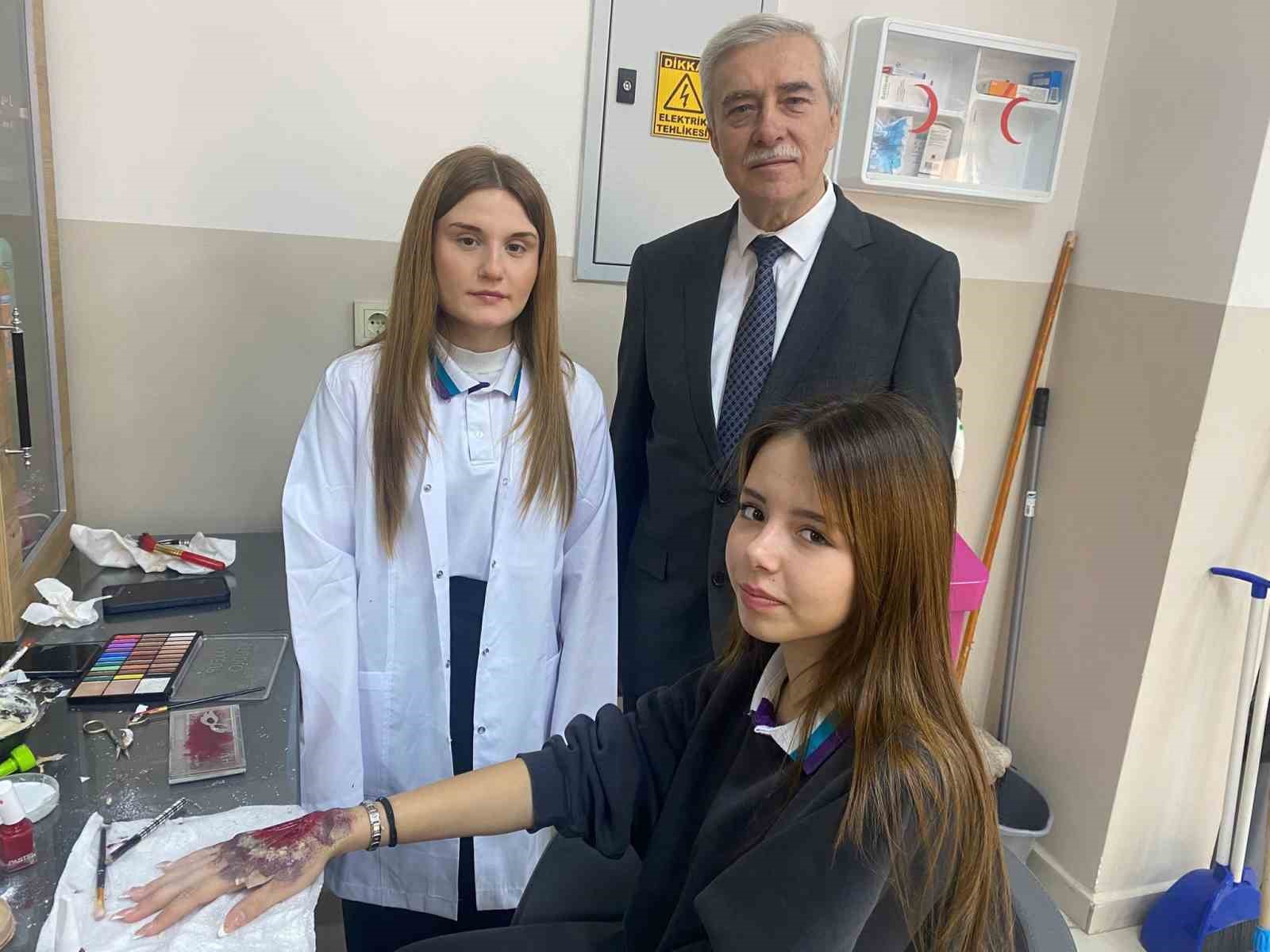 kopuklu balonu patlatmadan jiletle tiras ederek sinavi geciyorlar 3 NS6LXRGd