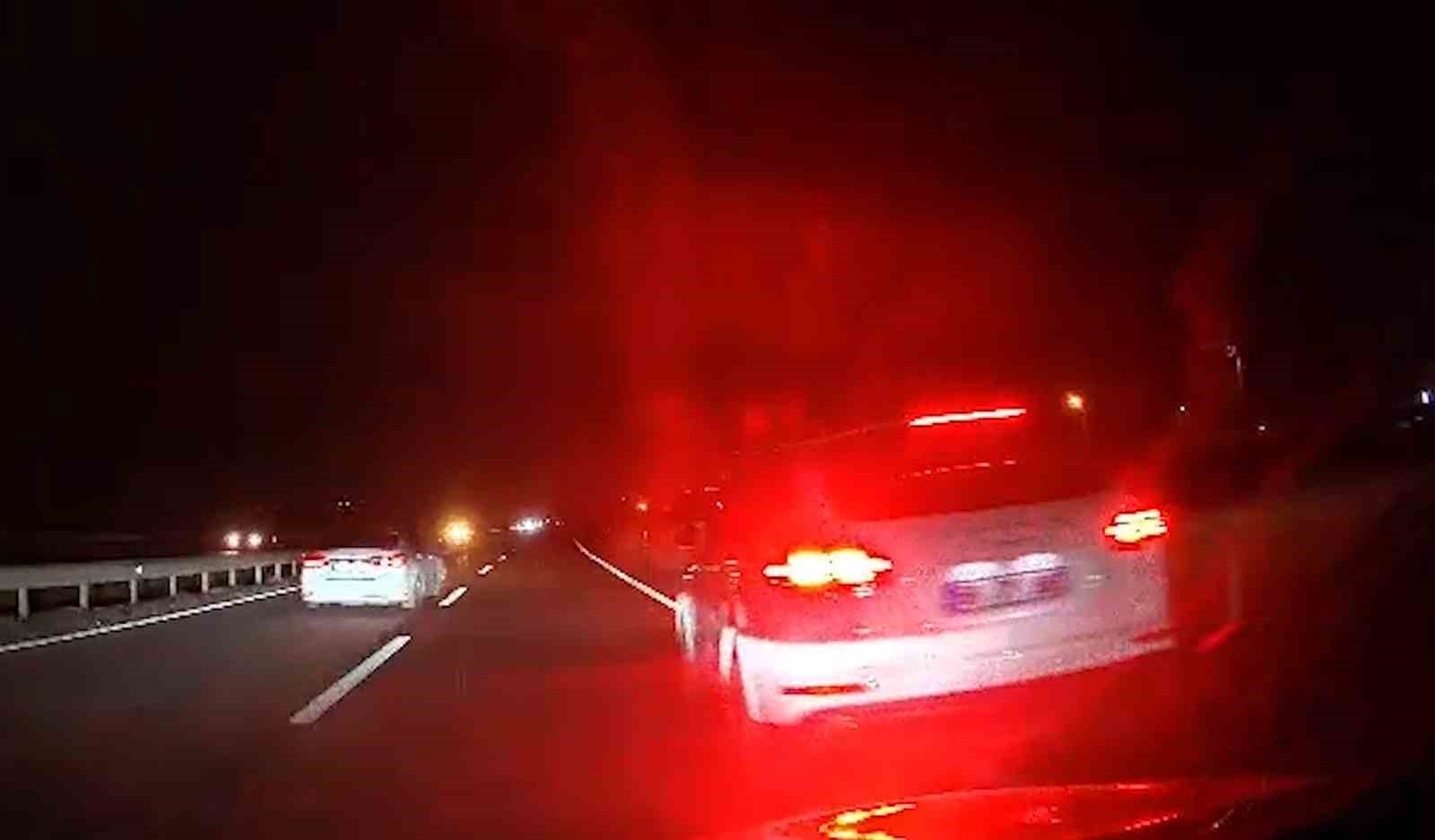 korku dolu anlar kamerada bir ailenin can guvenligini tehlikeye atan trafik magandasi yakalandi 1 TYPiEkZO