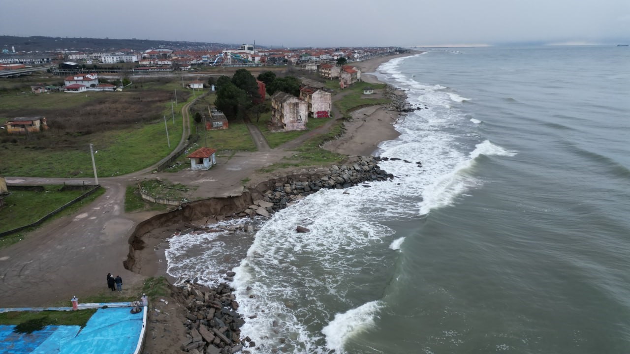 korkutan kiyi erozyonu deniz 50 metre iceri girdi 1 eMK6eQmS