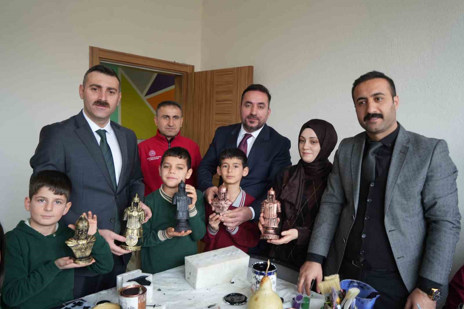 korkutlu cocuklardan alparslan zirhina anlamli vefa 5 AllU4Any