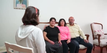 koruyucu-aile-olup-bir-cocugun-hayatini-degistirdiler-jEKwzNA7.jpg