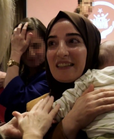 koruyucu-aile-programinda-rektorle-sohbeti-anne-adayligi-umutlari-yesertti-LdvTUyrK.jpg
