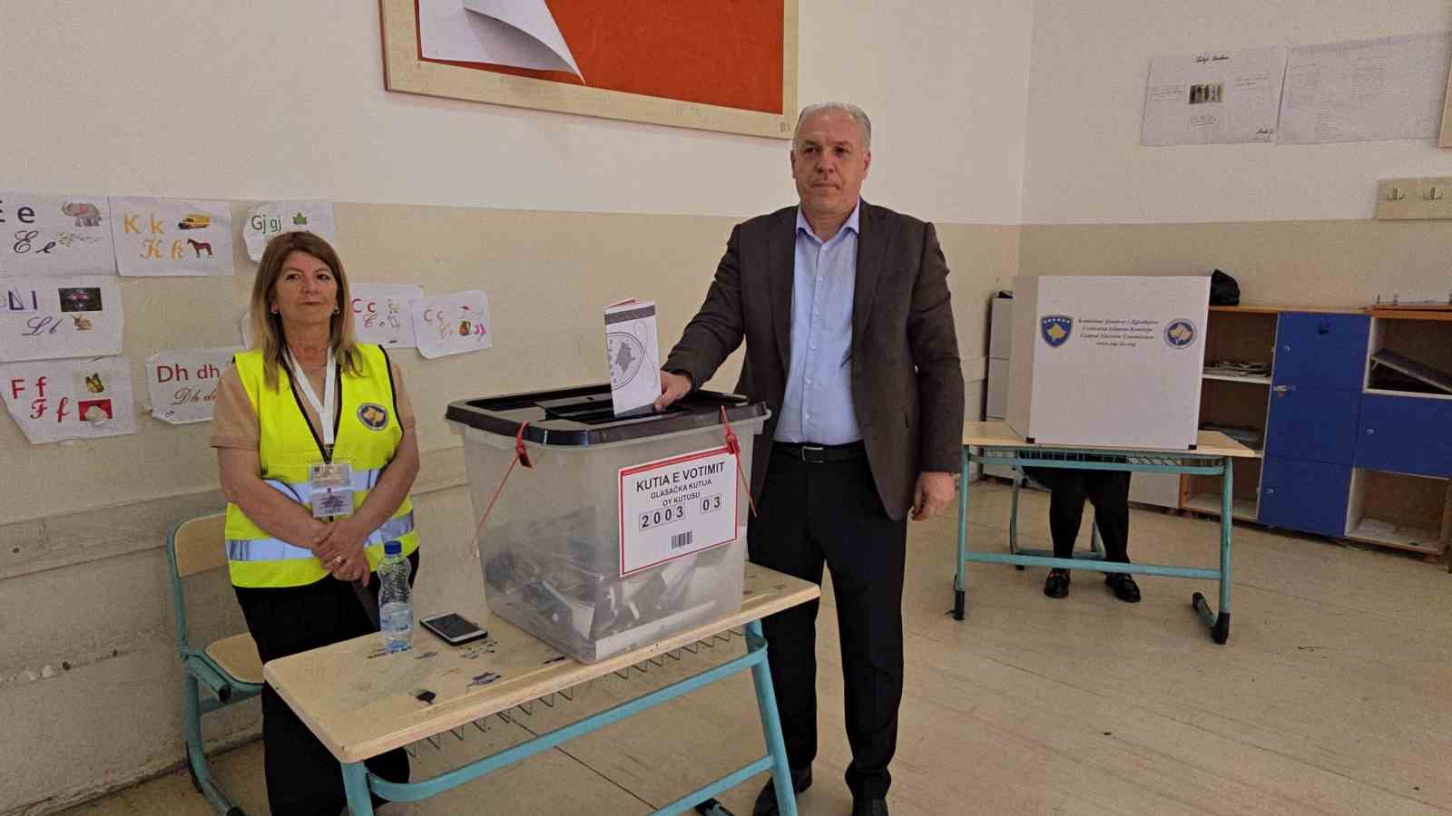 kosovadaki genel secimlerde basbakan kurtinin partisi yuzde 4713 oyla birinci oldu 1 5dSVwYJt