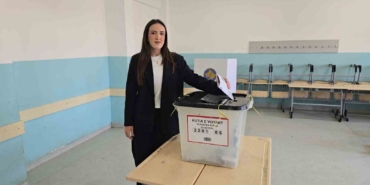 kosovadaki-genel-secimlerde-basbakan-kurtinin-partisi-yuzde-4713-oyla-birinci-oldu-vHzp9UCQ.jpg