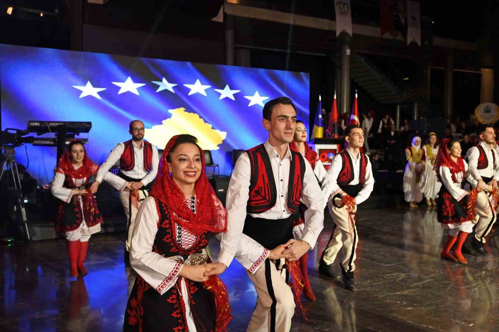 kosovanin bagimsizligi osmangazide coskuyla kutlandi 3 SqDLC5v1