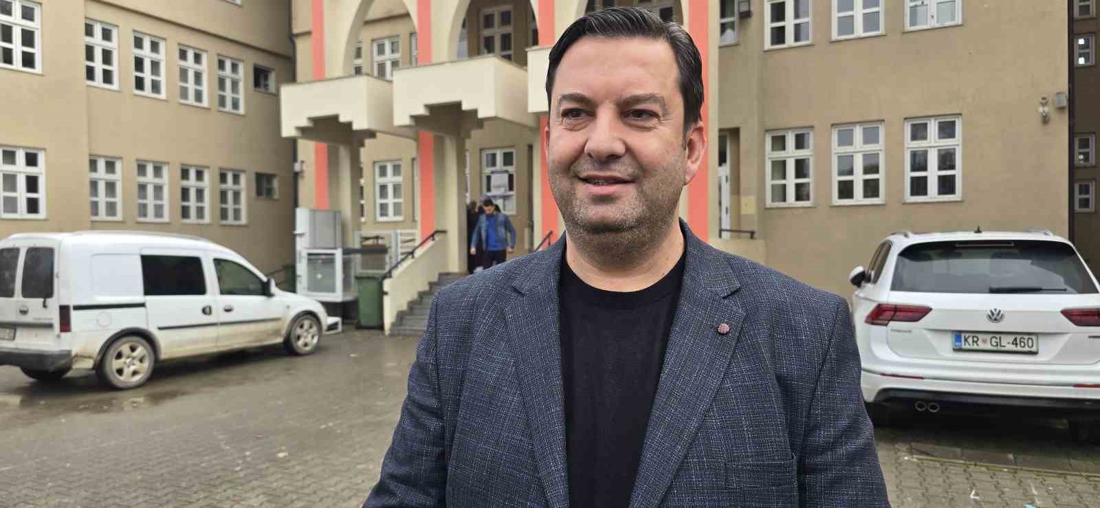 kosovanin tek turk belediyesi mamusada abdulhadi krasnic yeniden secimi kazandi 2 PZdnjwyF