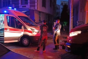 Akaryakıt istasyonunda sopalı kavga kamerada 1 thumbnail