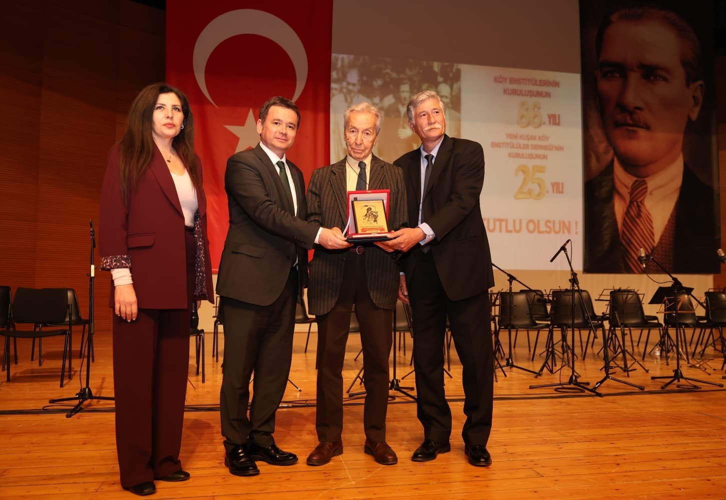 koy enstitulerinin 86 yilinda aydinlanma onur odulu sahibini buldu 4 s9BctQ8N