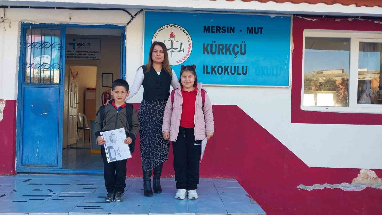 koy okulu 2 ogrenci icin acik ogrenciler karnelerini aldi 0 9iuhEOes