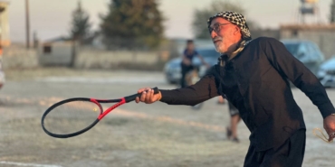 koylulerin-toprak-kortta-tenis-keyfi-kJDGnaCZ.jpg