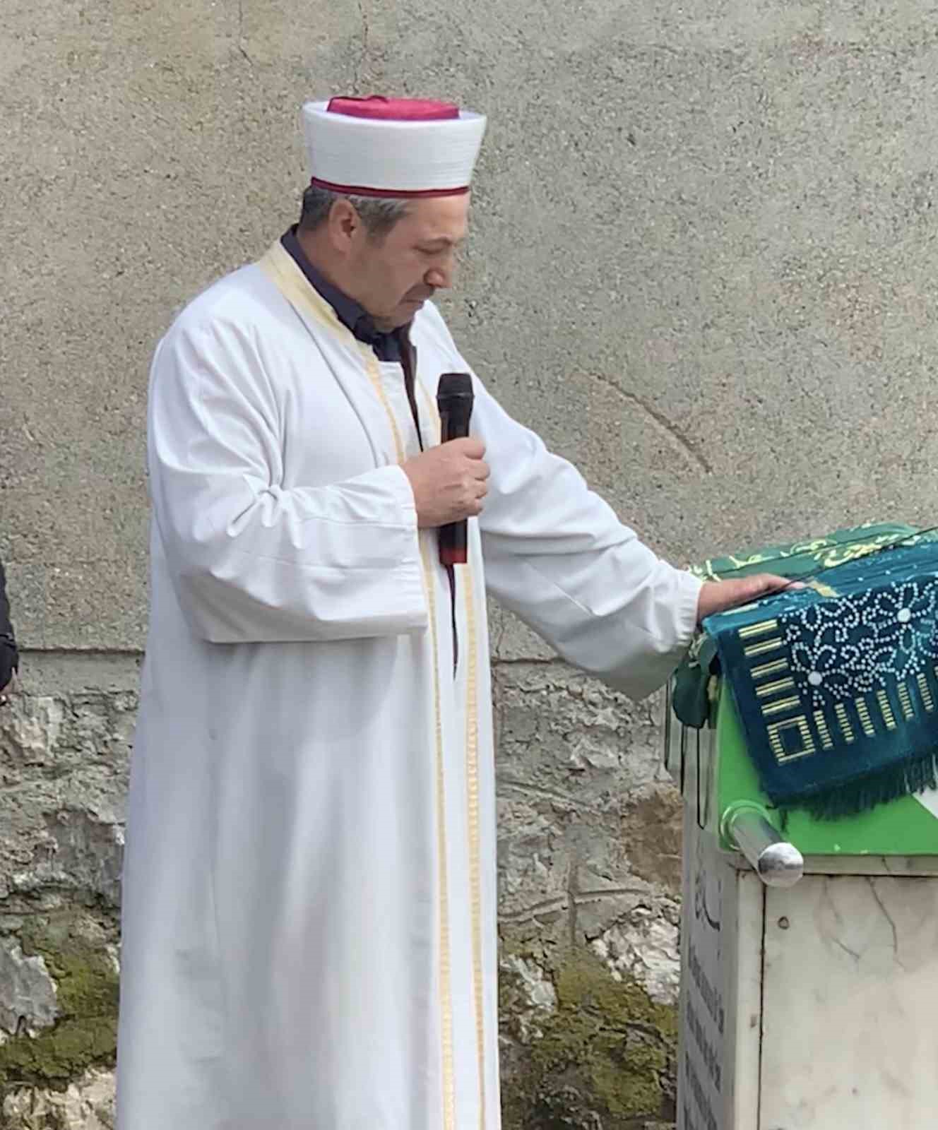 koyun nesesi engelli genc herkesi gozyaslarina bogdu imam ayakta durmakta gucluk cekti 4 Lh5lvAb8