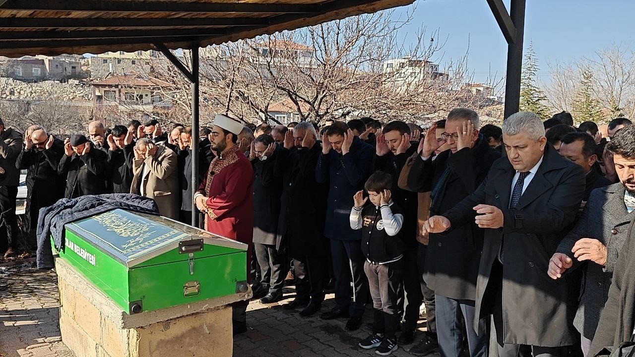 koyun otlatma meselesinden oldurulen adam topraga verildi 1 jCy66pGF