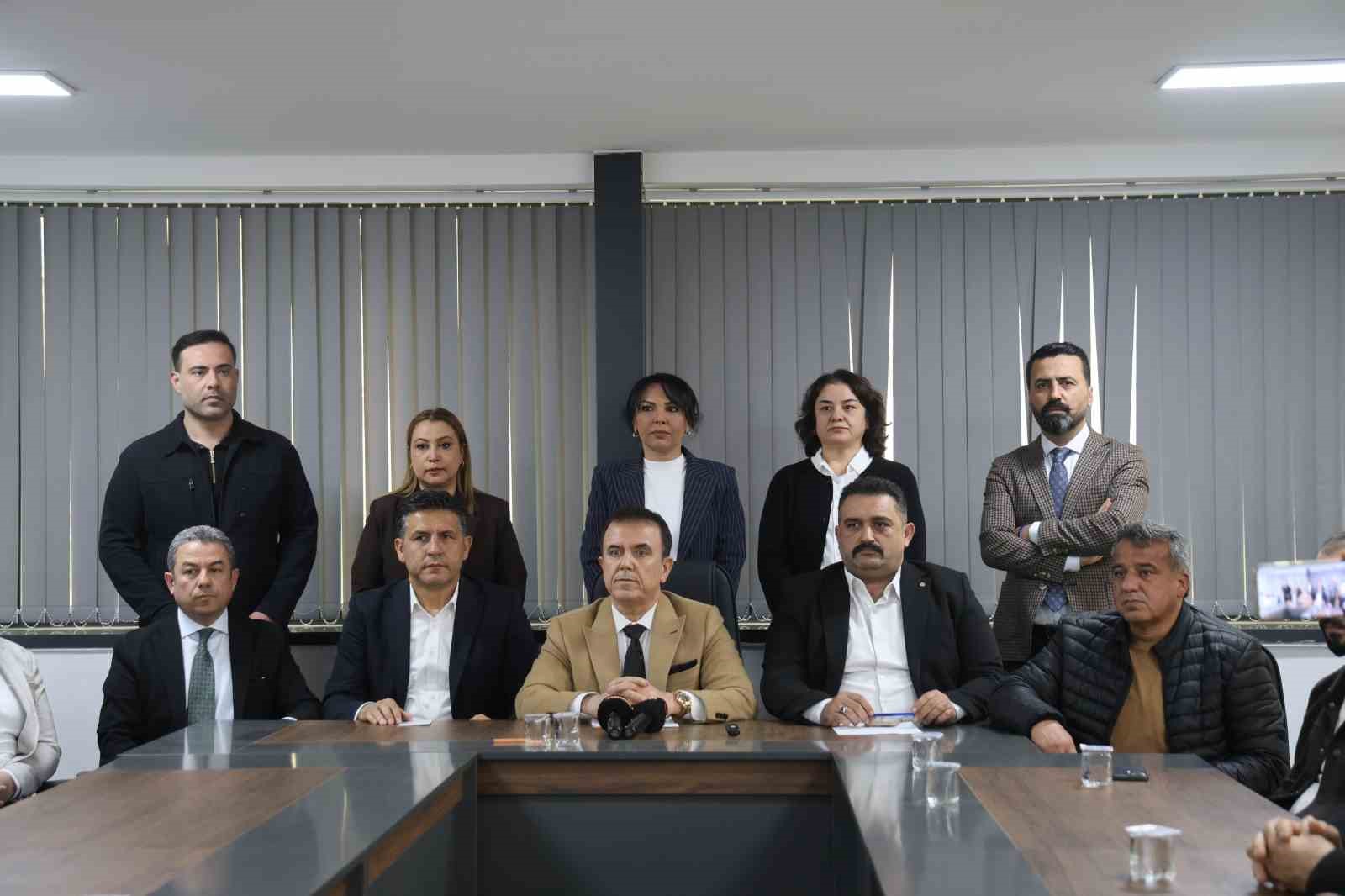 Kozan Belediye Başkanı Atlı’dan sahte fotoğraf iddialarına sert tepki: "Hukuki süreç başlatıldı" 4 kozan belediye baskani atlidan sahte fotograf iddialarina sert tepki hukuki surec baslatildi 0
