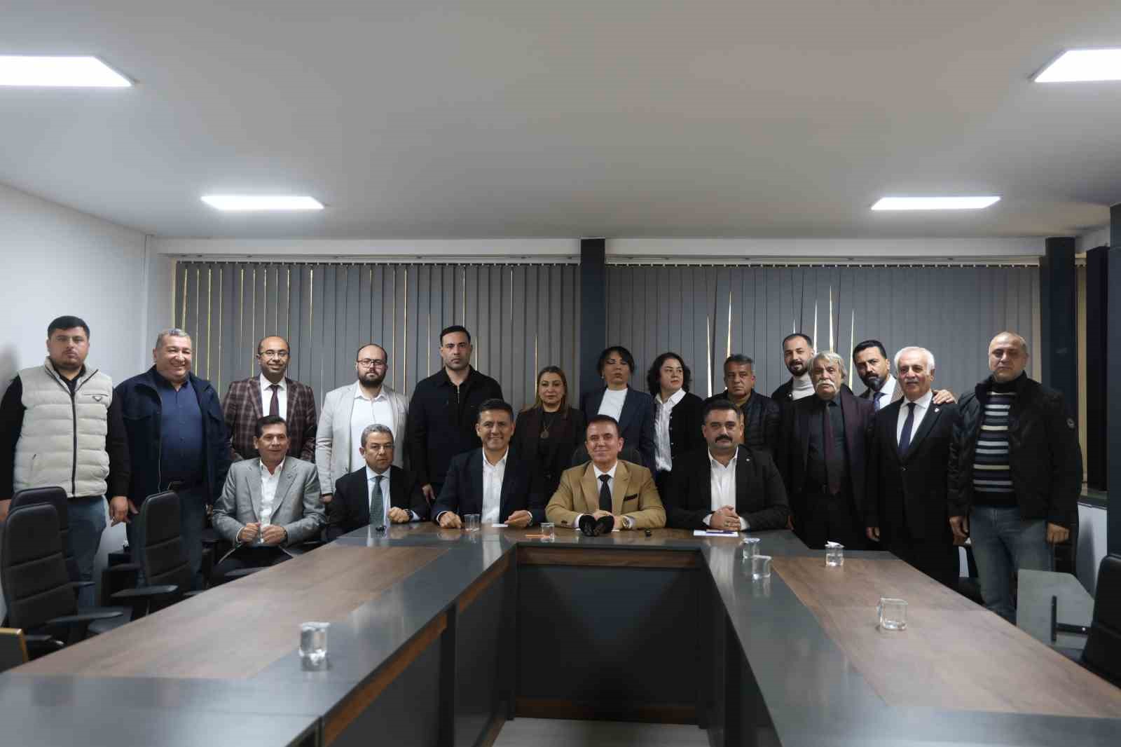 Kozan Belediye Başkanı Atlı’dan sahte fotoğraf iddialarına sert tepki: "Hukuki süreç başlatıldı" 5 kozan belediye baskani atlidan sahte fotograf iddialarina sert tepki hukuki surec baslatildi 1