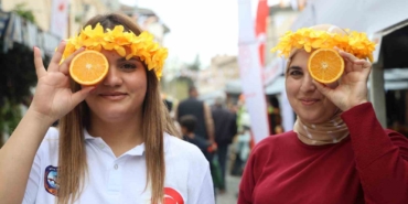 kozan-portakal-cicegi-festivali-renkli-goruntulere-basladi-5QZh7GTe.jpg