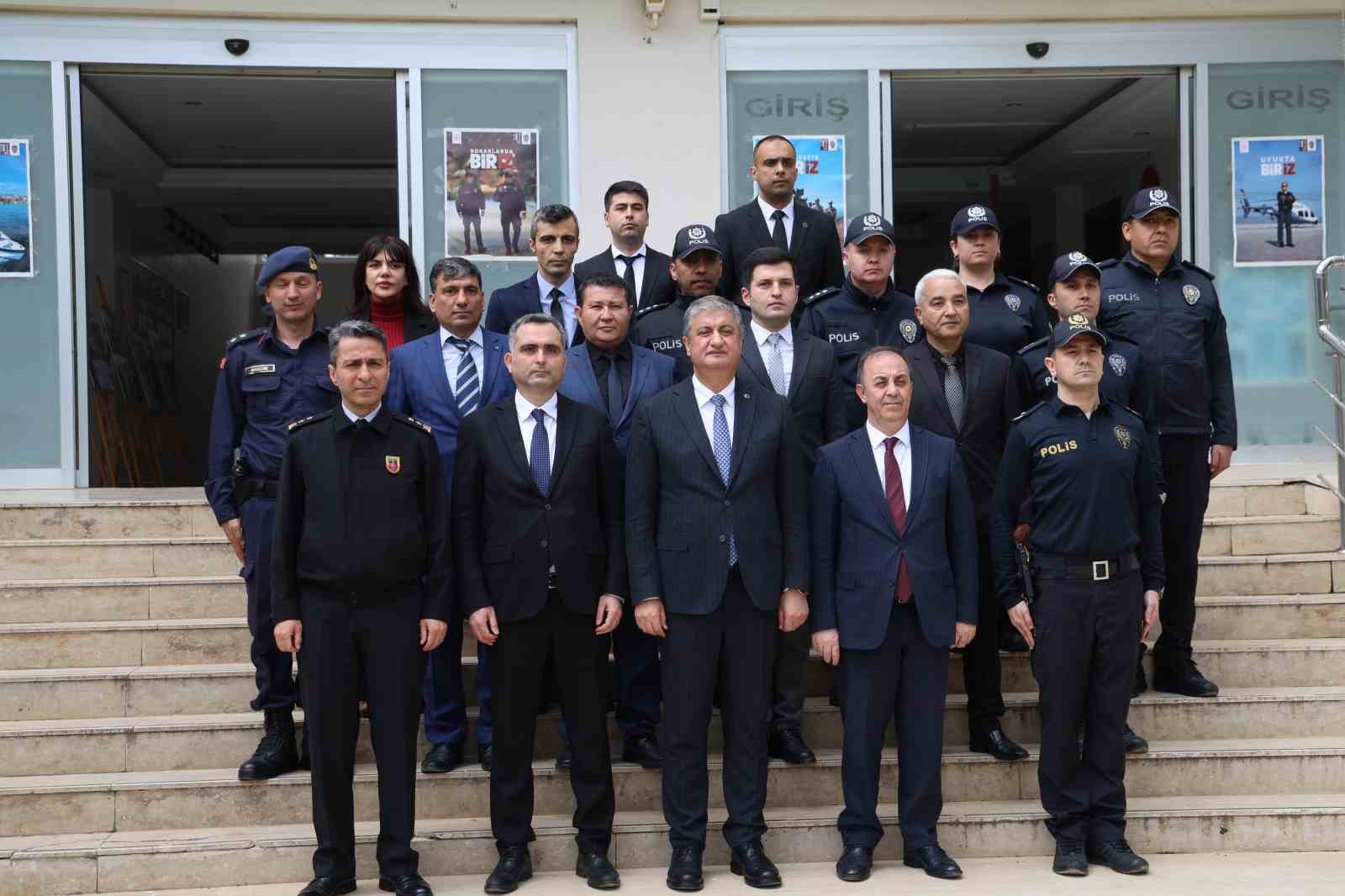 kozanda 52 karede guven ve fedak rlik sergisi 3 YTLik5fI