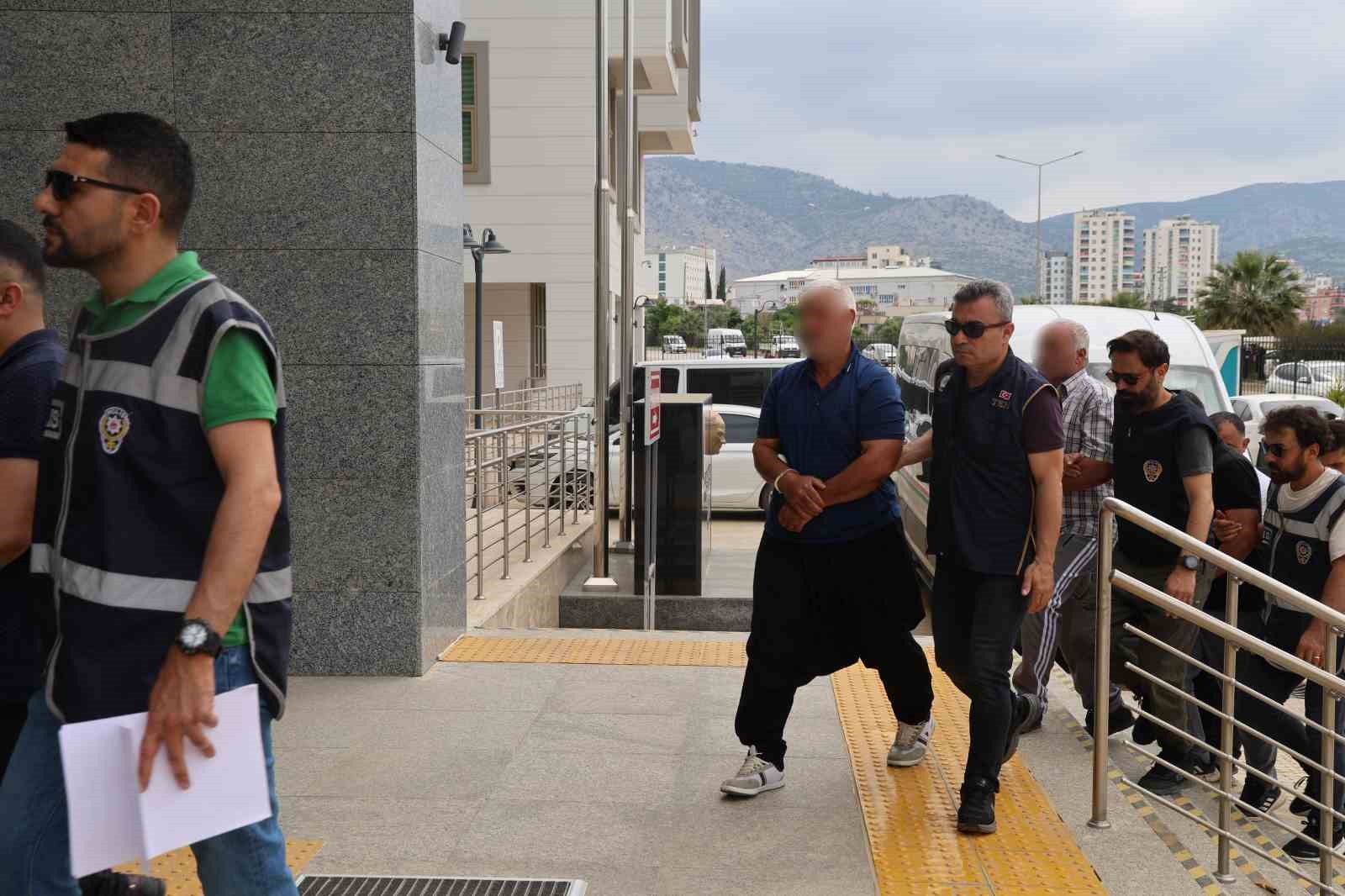 kozanda cinayet sorusturmasinda 6 supheli gozaltina alindi 2 86TyecON