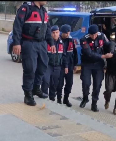 kozanda-istismar-suphelisi-tutuklandi-6VtNU5zy.jpg