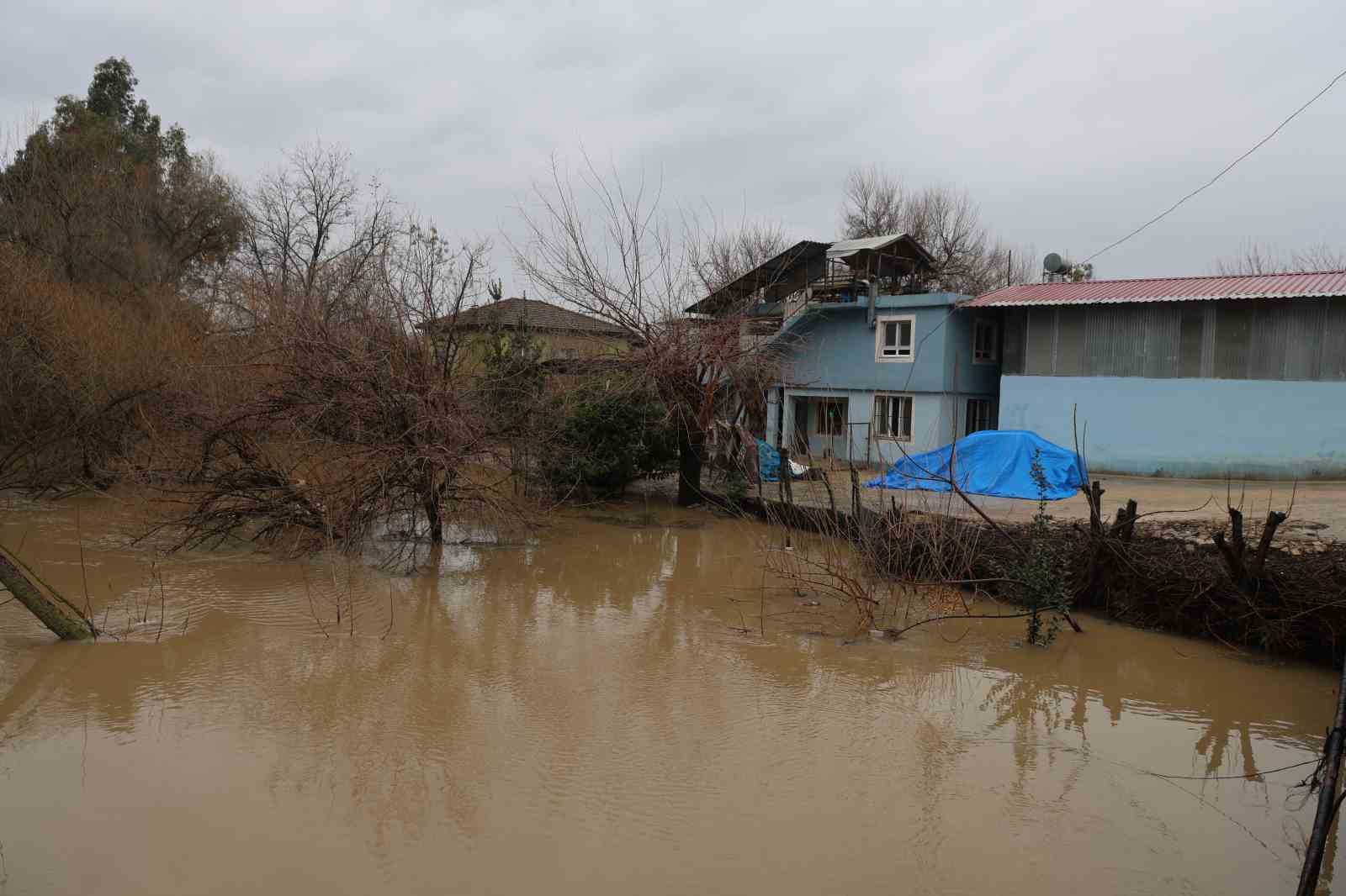 kozanda saganak taskinlara yol acti 5 fQzGONGb