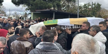 kozluda-bicakli-olayda-hayatini-kaybeden-murat-yangun-topraga-verildi-CTXpzgip.jpg