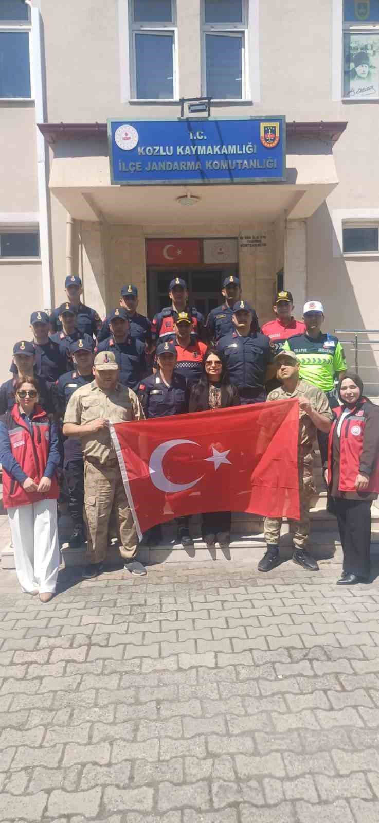 kozluda engelliler haftasina anlamli kutlama 4 tmljkgnI