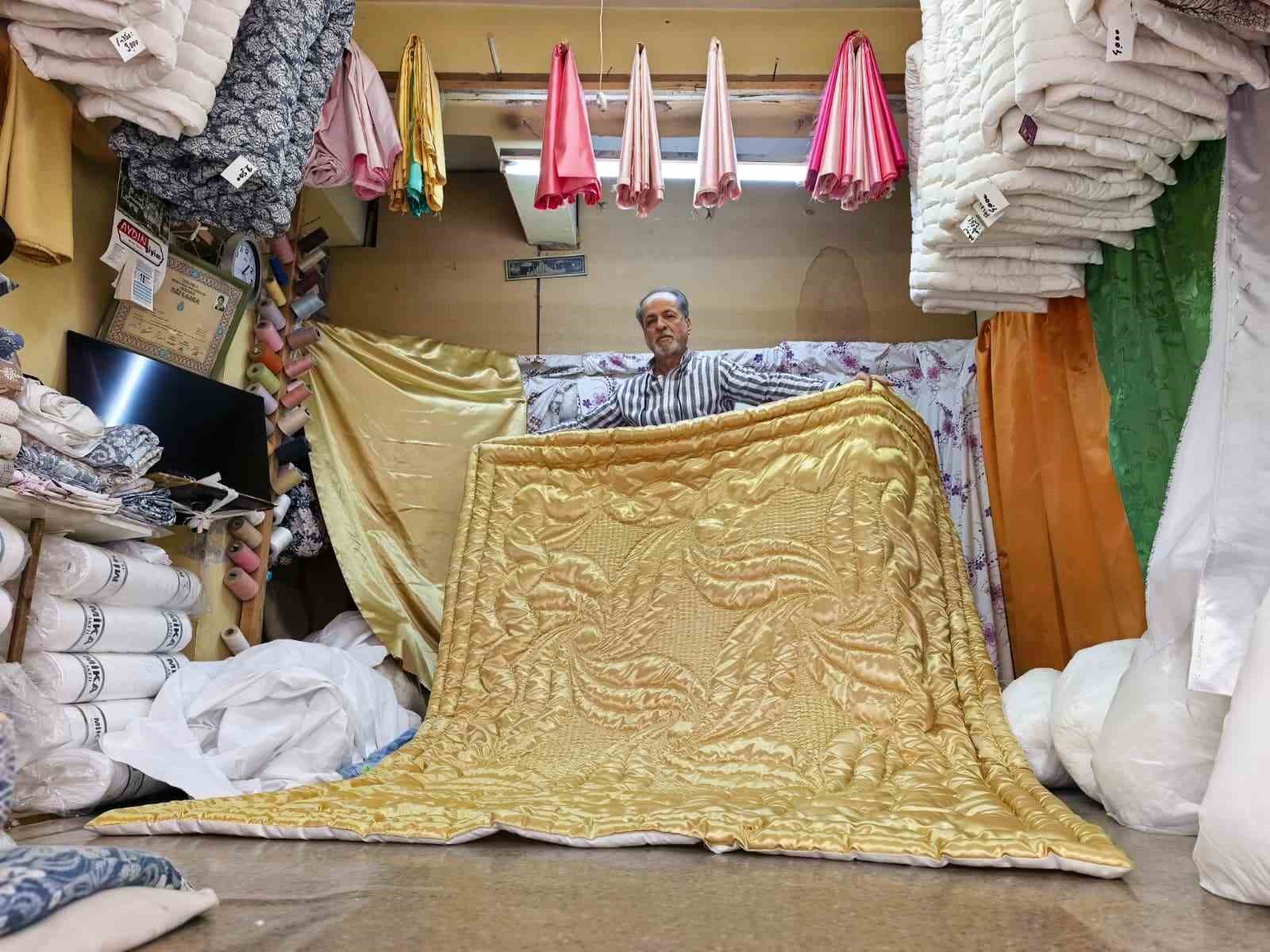 kralice 2 elizabethin yorganini yapan inegollu 60 yildir meslegine siki siki sariliyor 0 bgDc8K4G