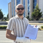 kreste-fare-zehiri-ile-oynayan-cocuk-hastanelik-oldu-szkpZlPq.jpg