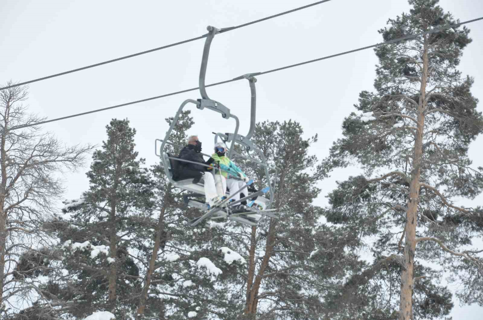 kristal karin merkezi sarikamisa kayakseverlerden yogun ilgi 1 pWuScfwQ