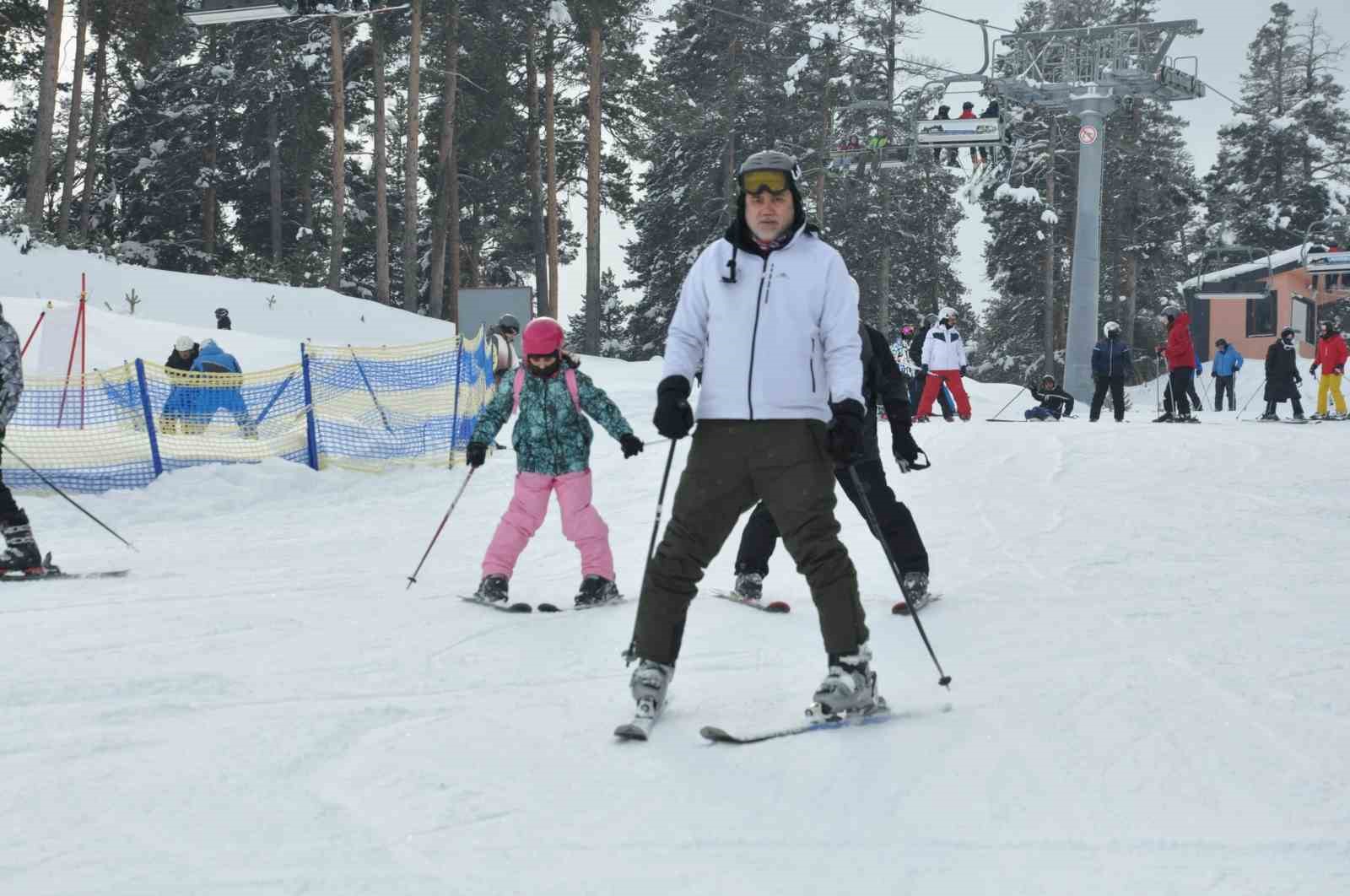 kristal karin merkezi sarikamisa kayakseverlerden yogun ilgi 6 1Jhl7HmE