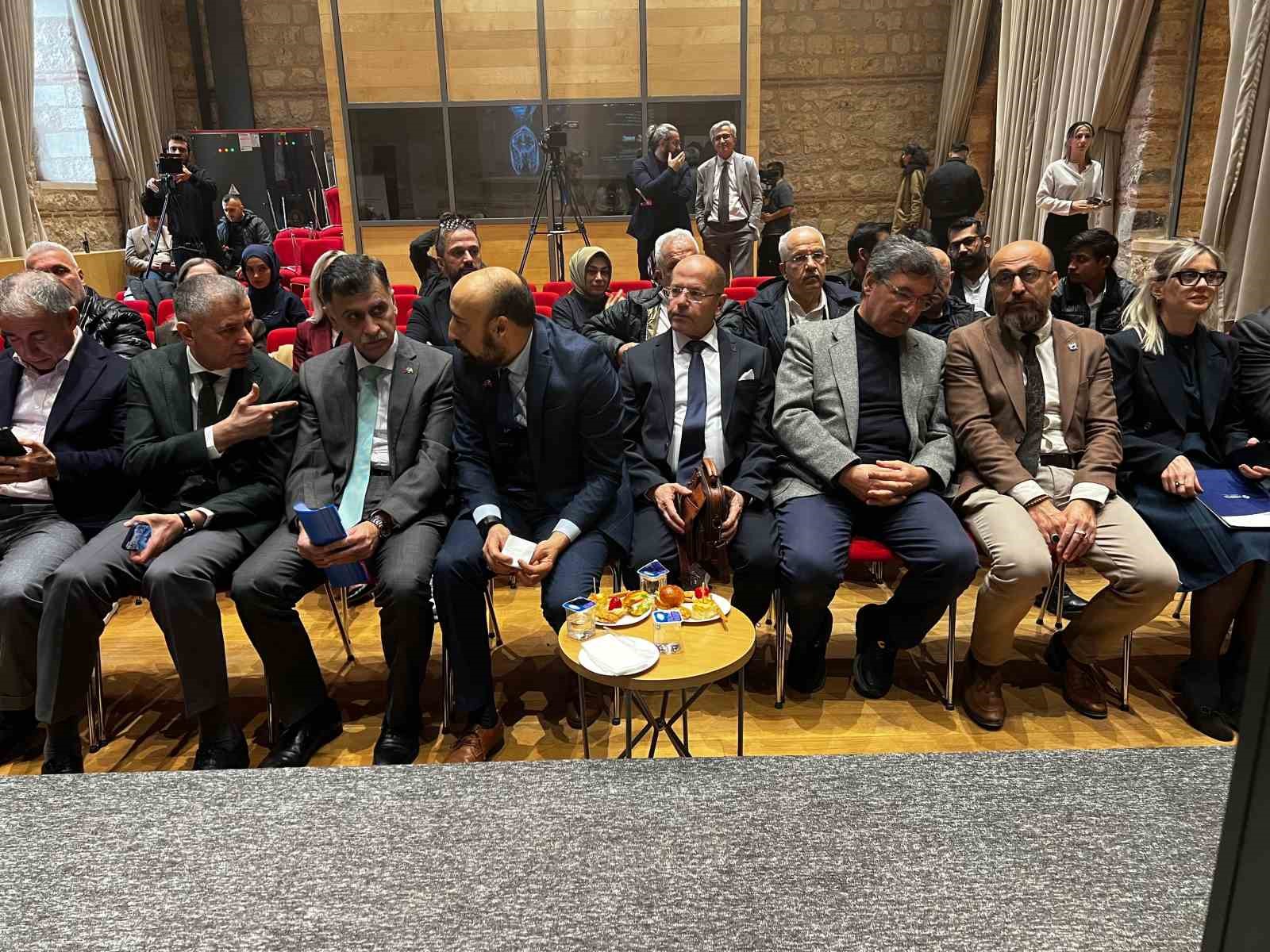 kuantum istihbarat 2071 kitabi tanitildi 1 O1qpZeNS