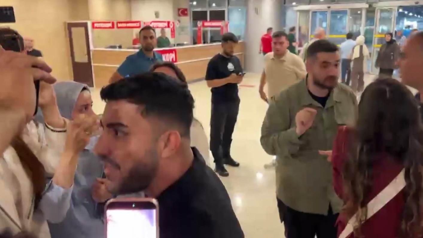 kubilay kaan kundakci davasinda durusma oncesi rapci canbay ve aile arasinda tartisma 0 aqrqjFhM