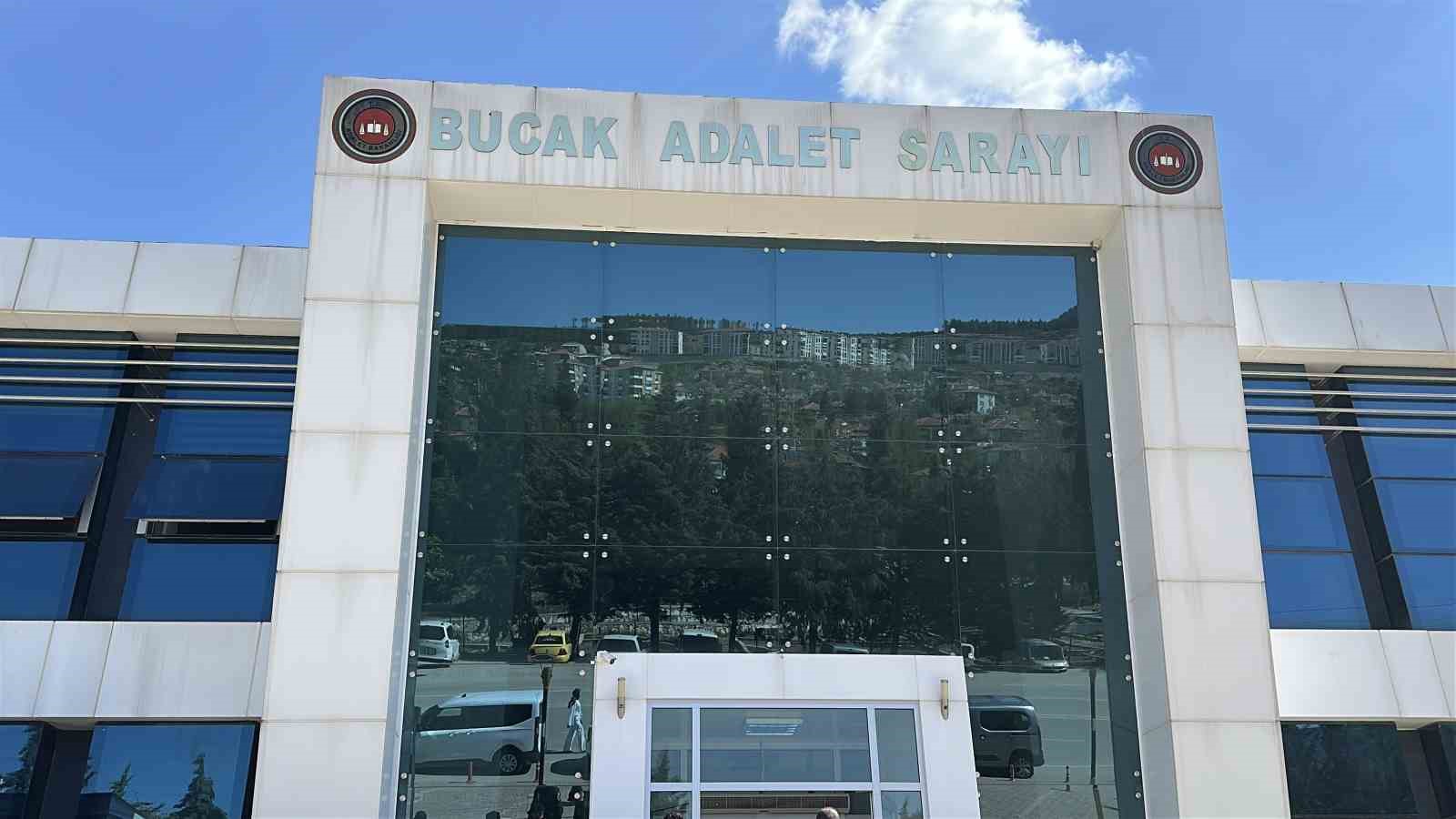 kubra yapicinin katil zanlilari adliyeye sevk edildi 2 d73cyMwS