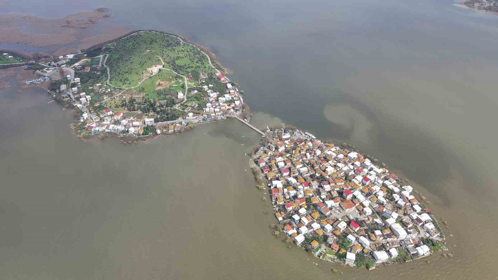kucuk venedik turizm sezonunu acti ama yollari kapandi 4 JqZzSDBJ