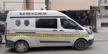kucukcekmecede-1-hafta-once-tasindigi-evde-cikan-yanginda-kadin-hayatini-kaybetti-PPYQg2gK.jpg