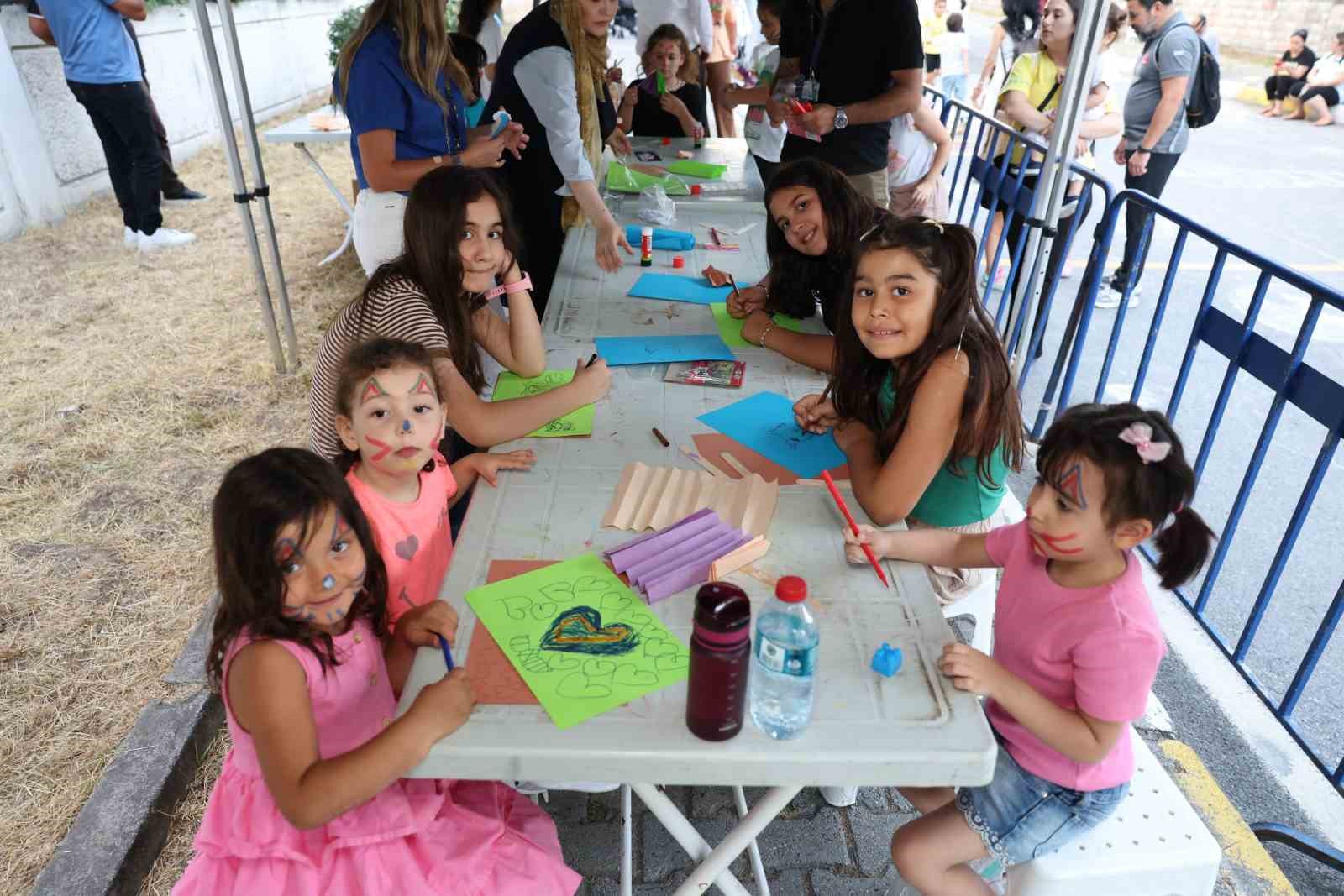 kucukcekmecede 3 geleneksel sokakta oyun var in ilk gunune buyuk ilgi 1 XvgpcgPO