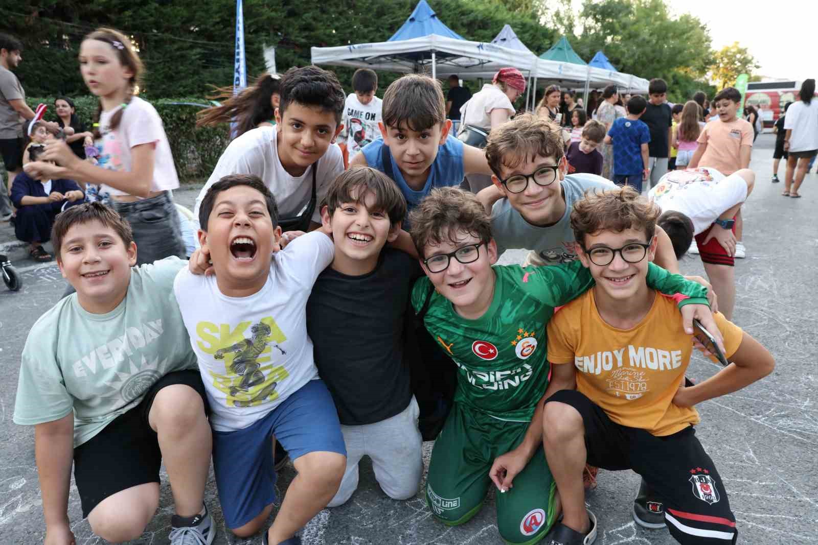 kucukcekmecede 3 geleneksel sokakta oyun var in ilk gunune buyuk ilgi 5 ZaDmhTQY