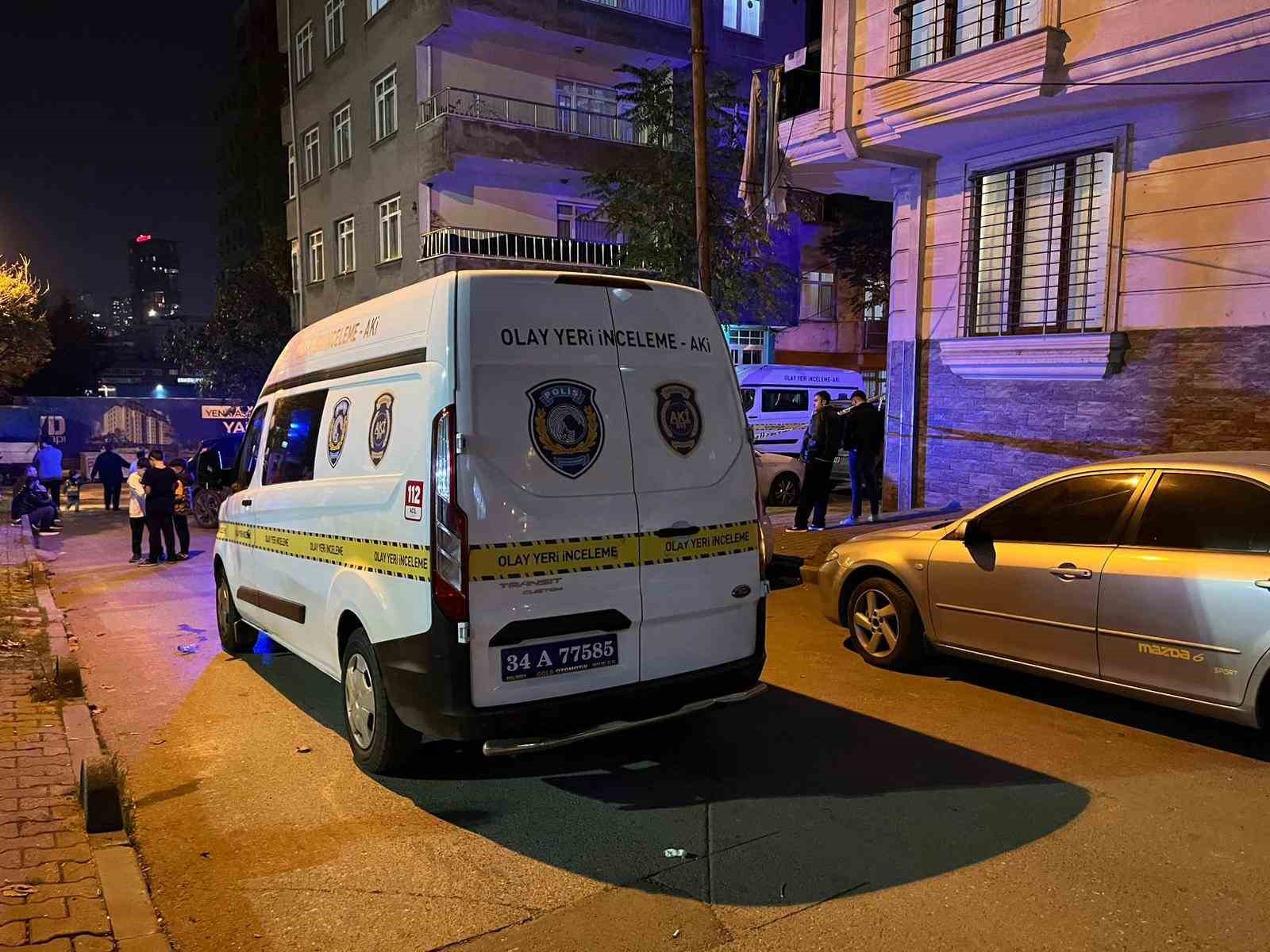 kucukcekmecede bir kisi is yerinde olu bulundu 0 iSEUakM7