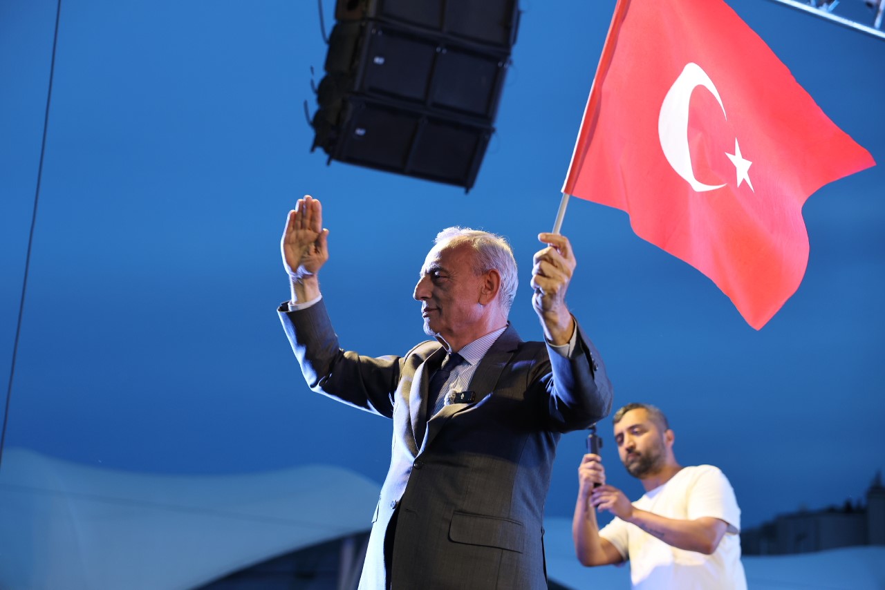 kucukcekmecede gun boyu suren 19 mayis coskusu 5 q6wBHiqh
