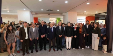 kucukcekmecede-kendi-golgemde-sergisi-acildi-bQvPxzNv.jpg