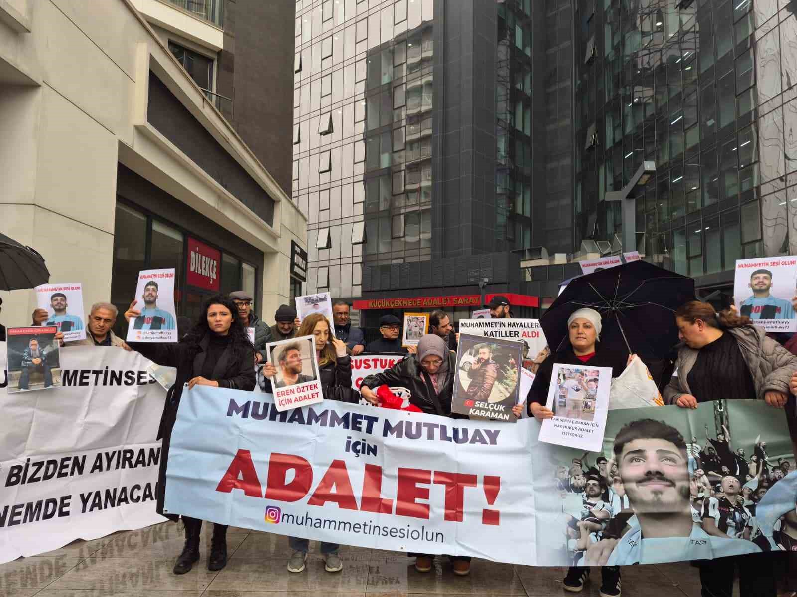 Küçükçekmece’de serseri kurşunla ölen 19 yaşındaki Muhammet’in davasında sanıklar ilk kez hakim karşısında 5 kucukcekmecede serseri kursunla olen 19 yasindaki muhammetin davasinda saniklar ilk kez hakim karsisinda 1 V5ybNumn