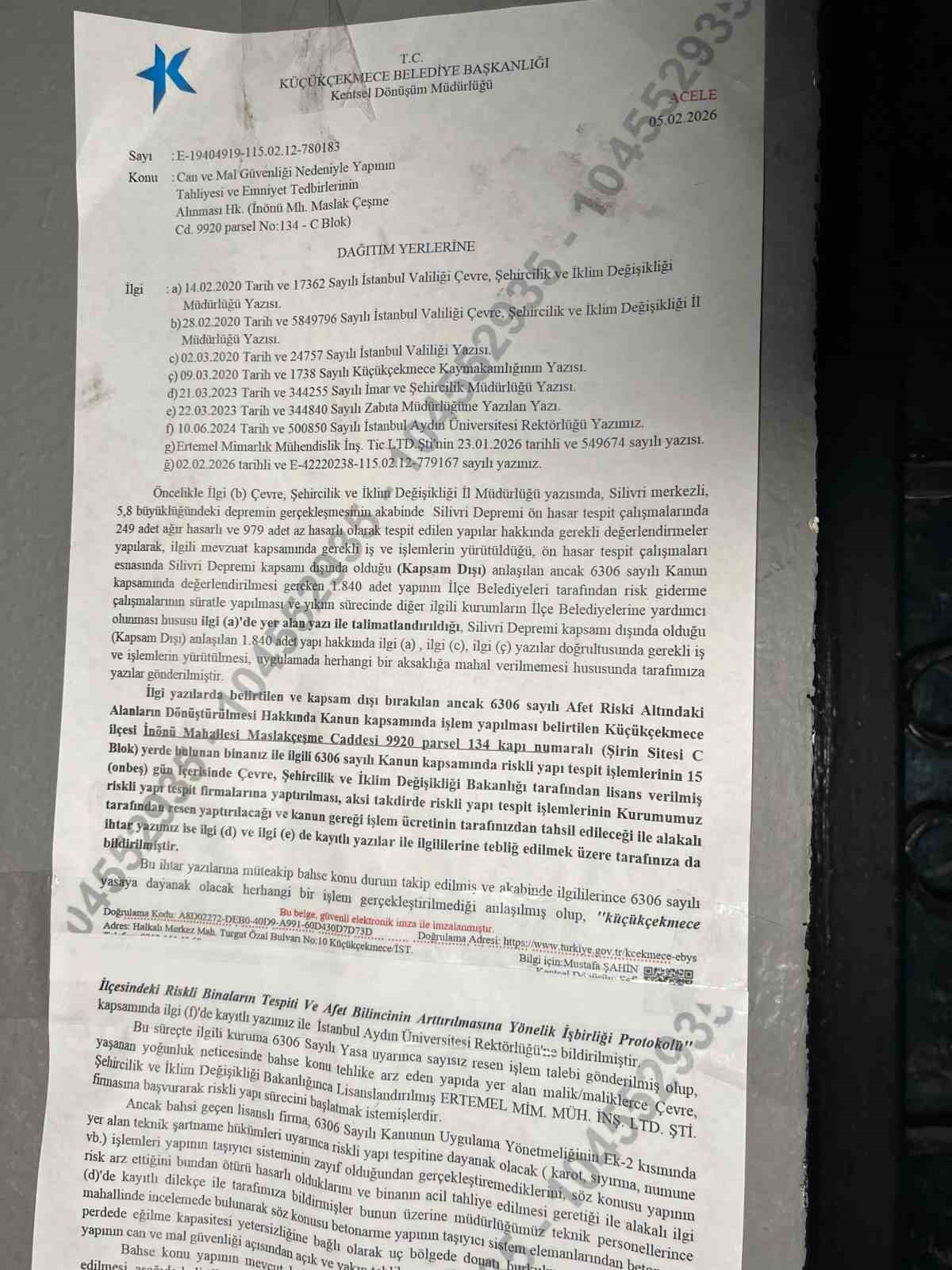 Küçükçekmece’de sitedeki 10 katlı riskli bina, mühürlenerek tahliye edildi 9 kucukcekmecede sitedeki 10 katli riskli bina muhurlenerek tahliye edildi 5 k6dN6mhM