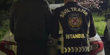 kucukcekmecede-ters-yonde-giden-surucuye-31-bin-lira-ceza-lNVhHmgw.jpg