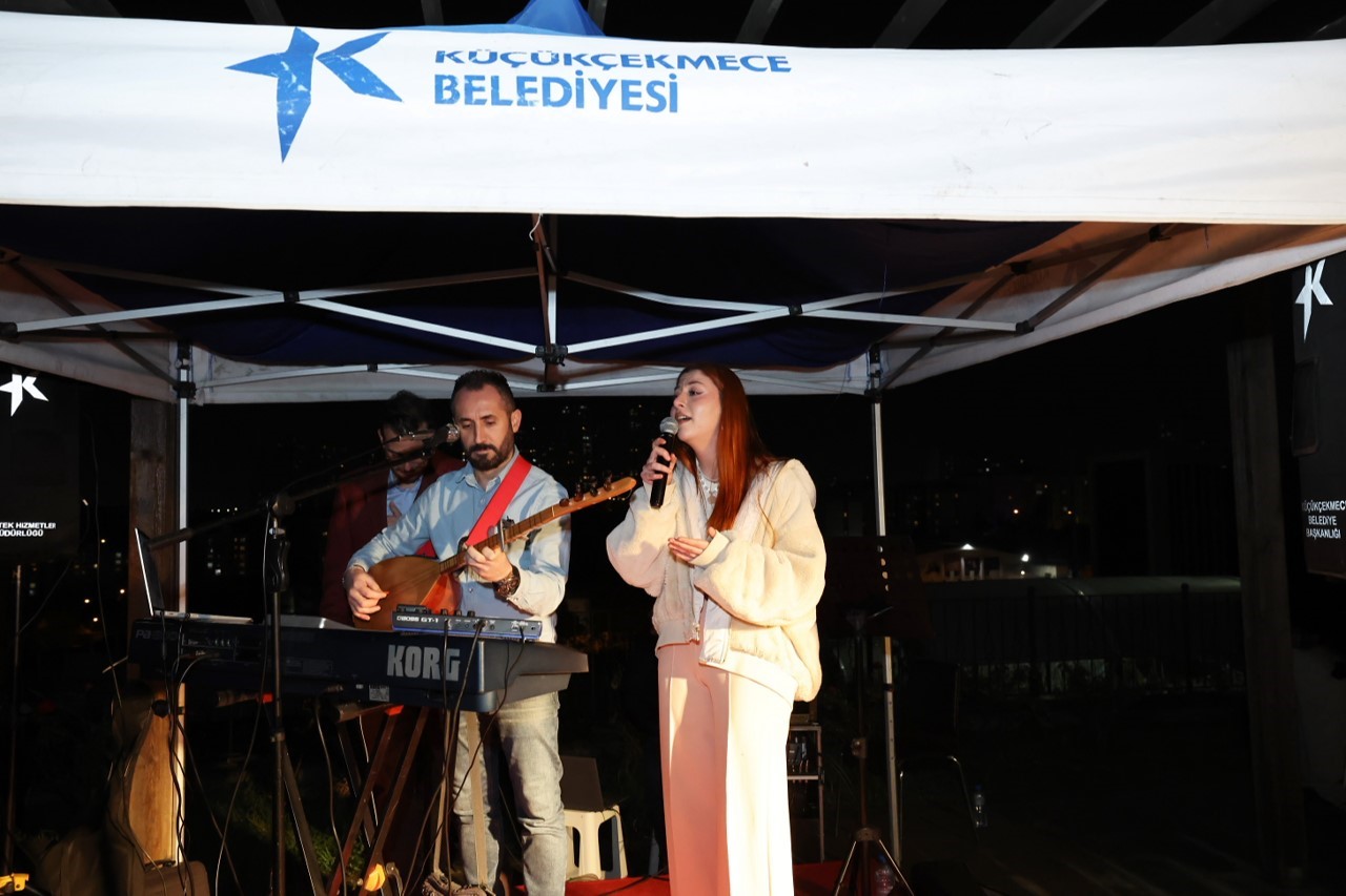 kucukcekmeceli gencler en uzun gecede bulustu 2 TDtYvyeS
