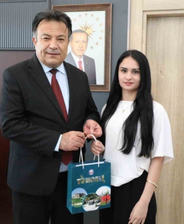 kudus-makale-yarismasinda-tunceliye-turkiye-birinciligi-Sm1nZ2nz.jpg