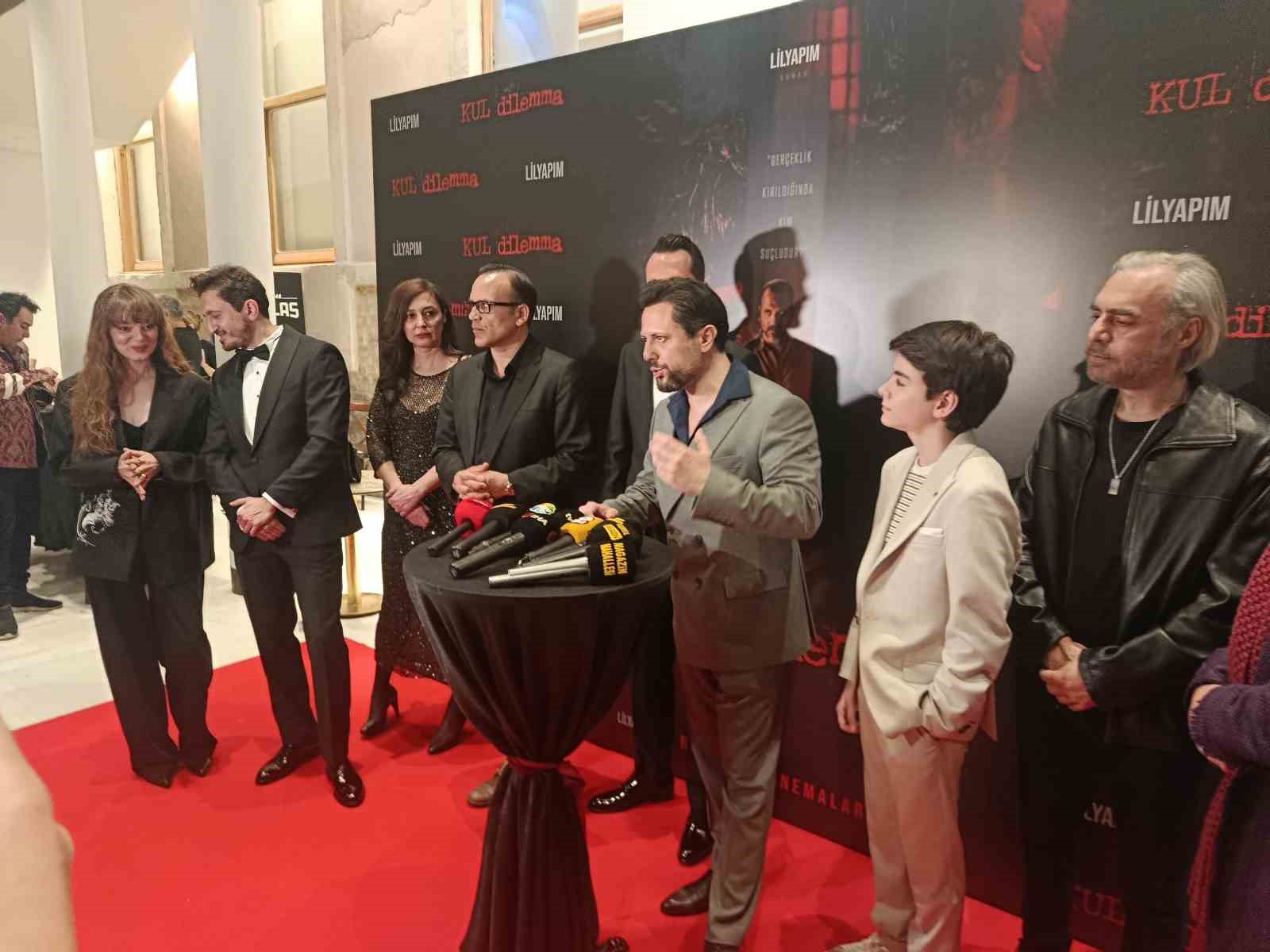 kul dilemma filminin galasi ilgiyle karsilandi 0 fSiSH1sY