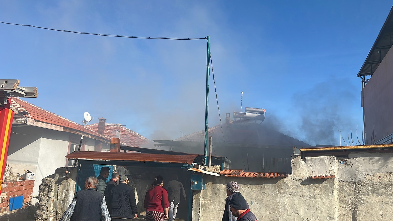 kulada mustakil evde cikan yangin panige neden oldu 5 jzcGb9ag